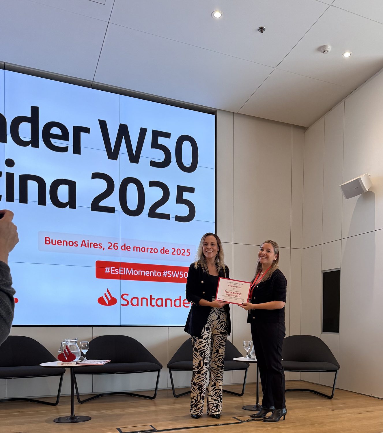 Santander W50 Argentina · 2025